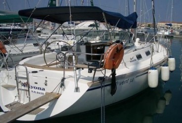 Adria Event 34, cabinato a vela votato alle crociere