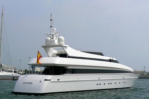 Yacht Cap de Quers ormeggiato Marina di Loano