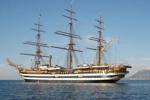 Nave scuola Amerigo Vespucci ecosostenibile