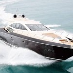 Queens 72 Black Hull yacht scafo nero