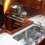 Beneteau Oceanis 373 cucina