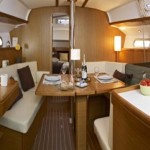 Sun Odyssey 42 i dinette