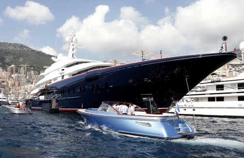 nirvana yacht extralusso