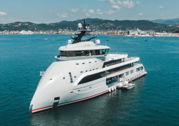 Olivia O yacht