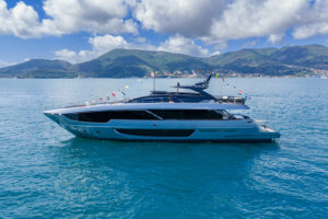 yacht di Charles Leclerc